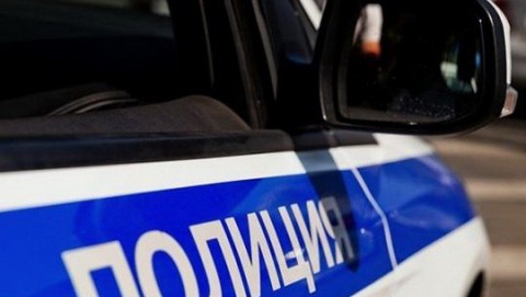 Сотрудники полиции установили подозреваемого в краже автомобиля на трассе в Ростовском районе